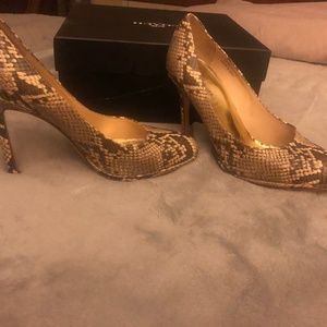 COACH SNAKESKIN HEELS size 7.5